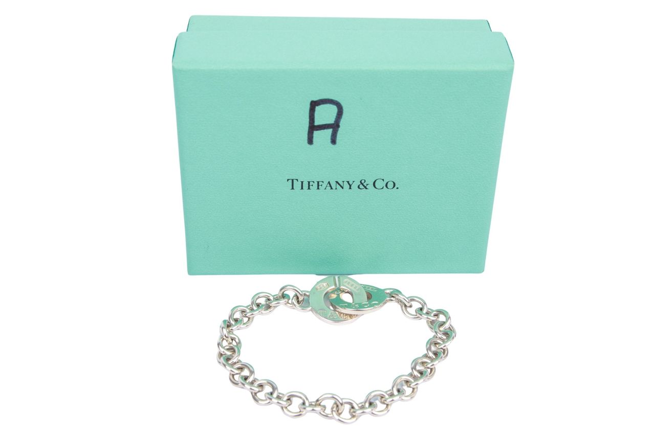 Tiffany & Co.Interlocking Circle Clasp Armband