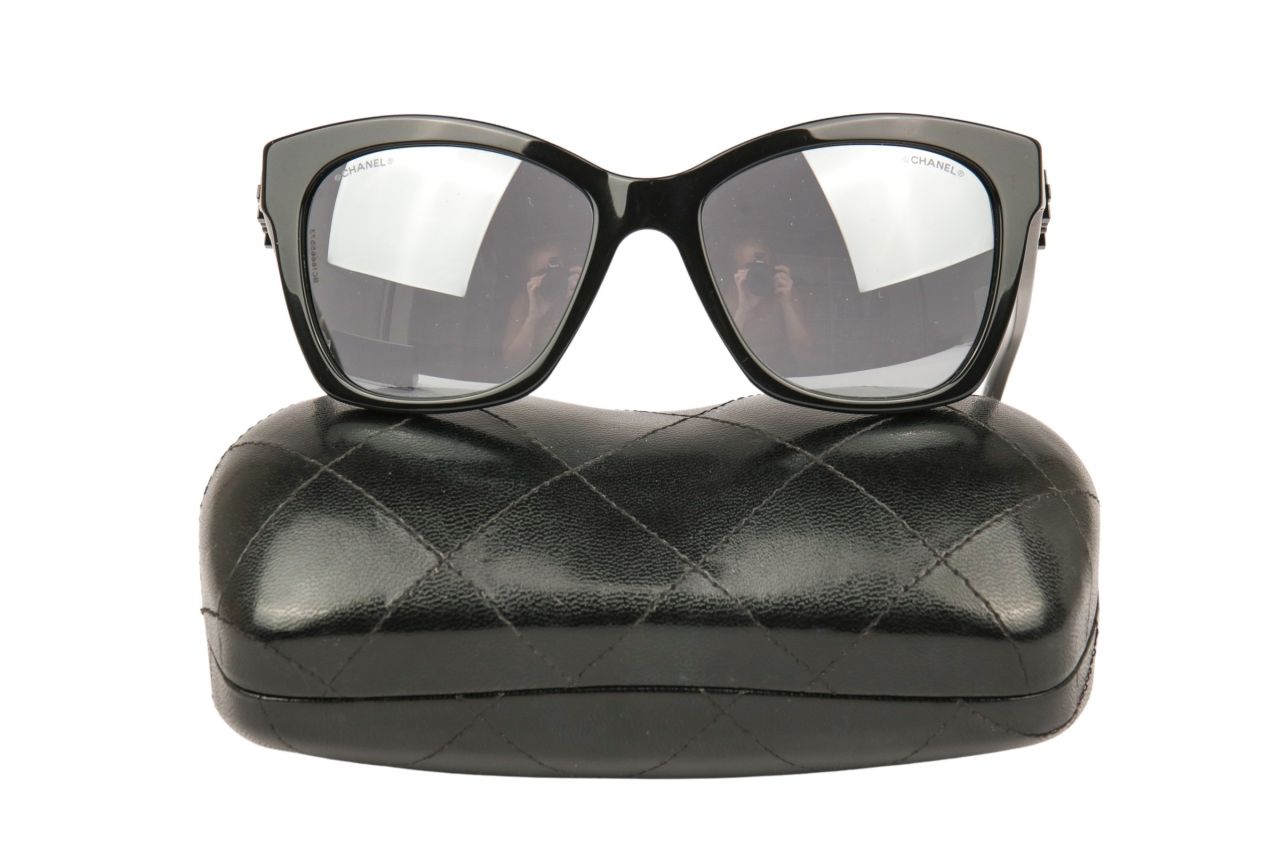 Chanel Sonnenbrille Schwarz Verspiegelt 5313