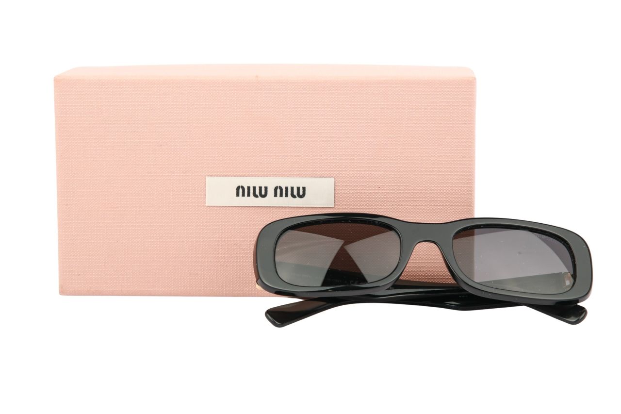 Miu Miu Sonnenbrille MU08ZS Schwarz