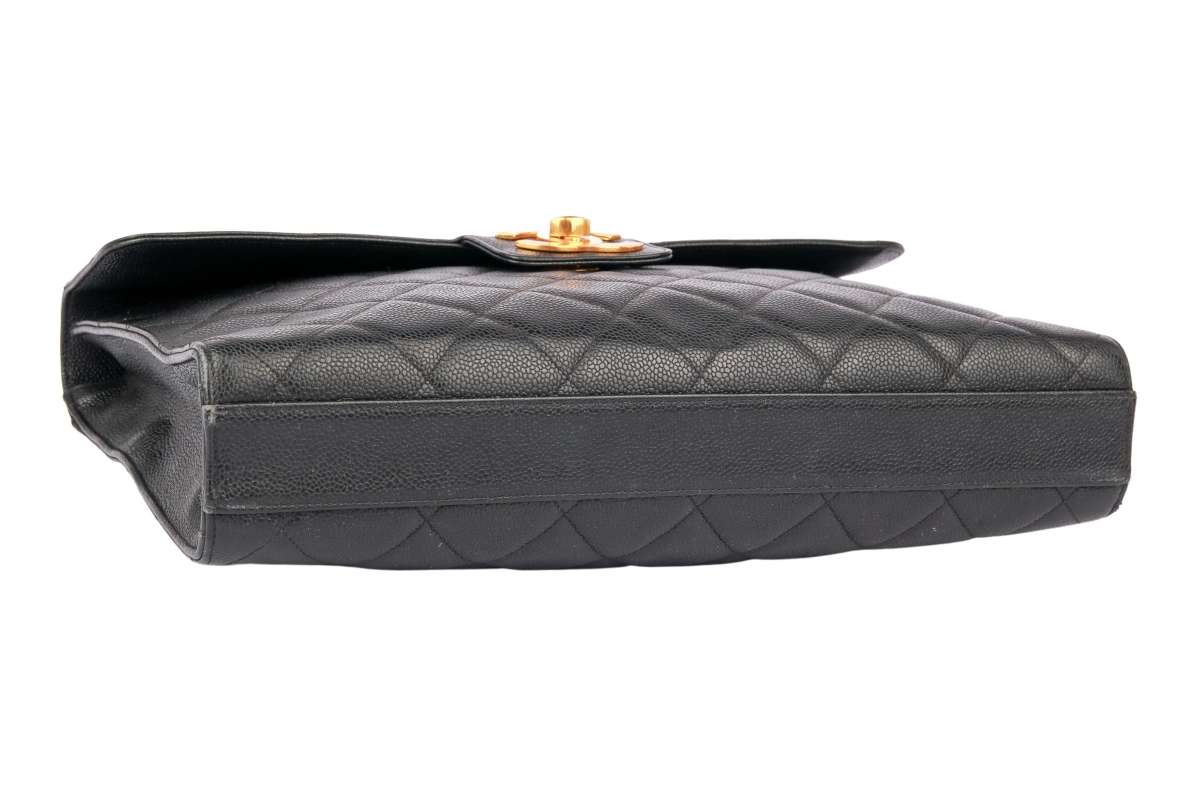 Chanel Matelasse Business Bag Caviar Leather Black | Luxussachen.com
