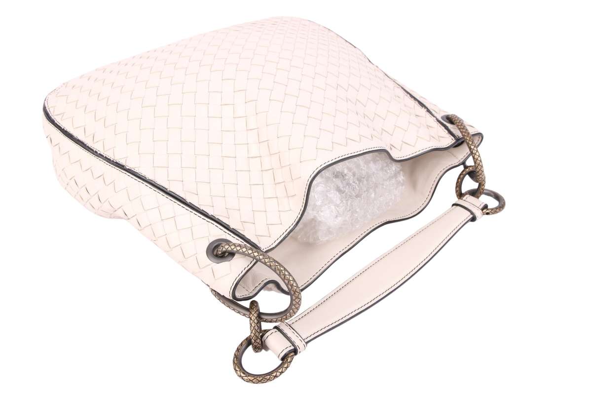 Bottega Veneta Loop Intrecciato Nappaleder Weiß | Luxussachen.com