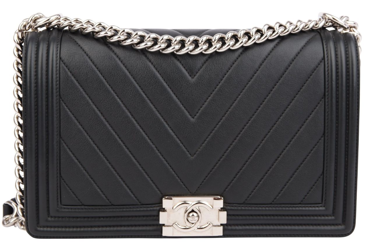 Chanel Boy Bag New Medium Schwarz
