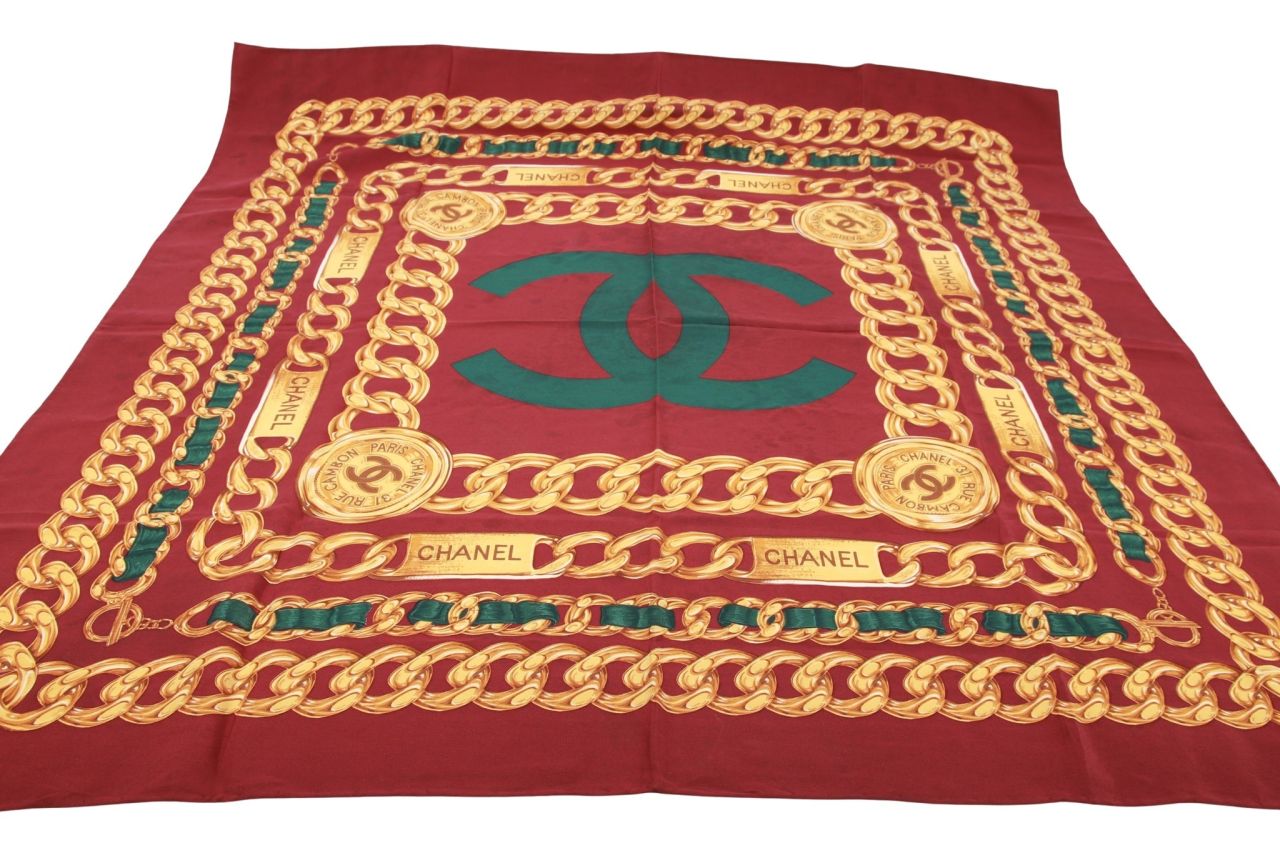 Chanel Carré 85 x 85 cm Dunkelrot
