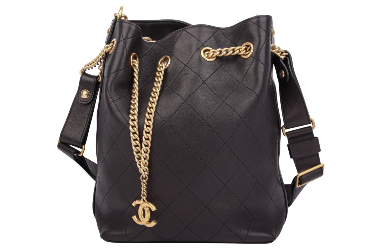 Chanel Gabrielle Bucket Bag Leder Schwarz
