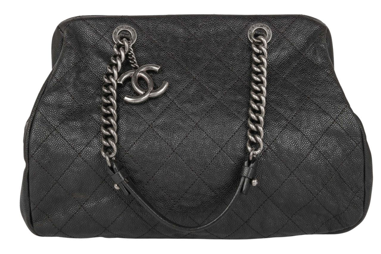 Chanel Chain Bag Kaviar Leder Schwarz