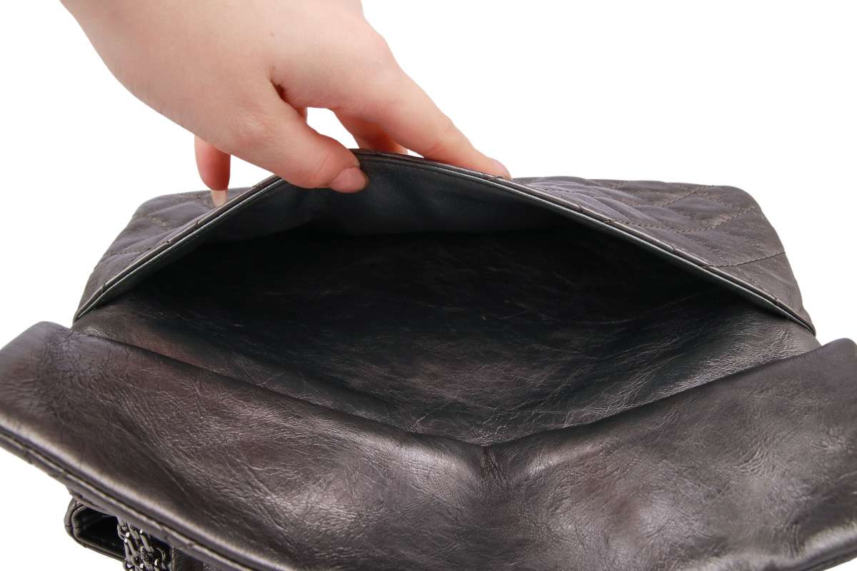 Chanel 2.55 Metallic aus gestepptem Leder Silber | Luxussachen.com 