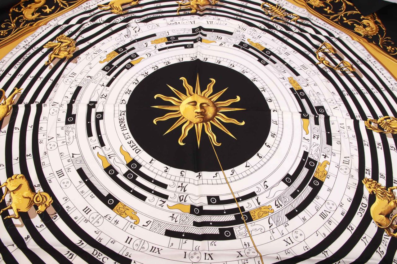 Hermès Carré "Dies et Hore" Seide 90 x 90 cm