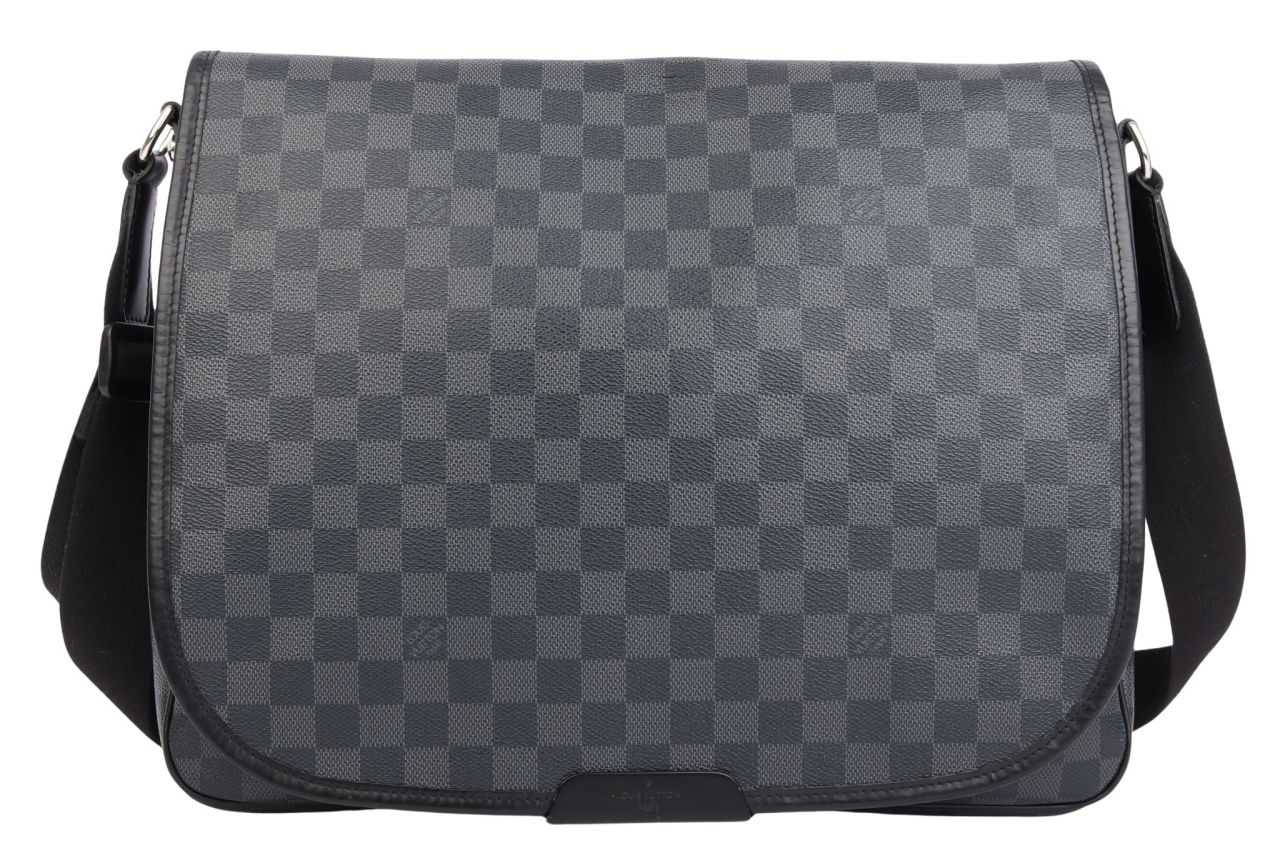 Louis Vuitton Messenger Bag Daniel Damier Graphite Canvas