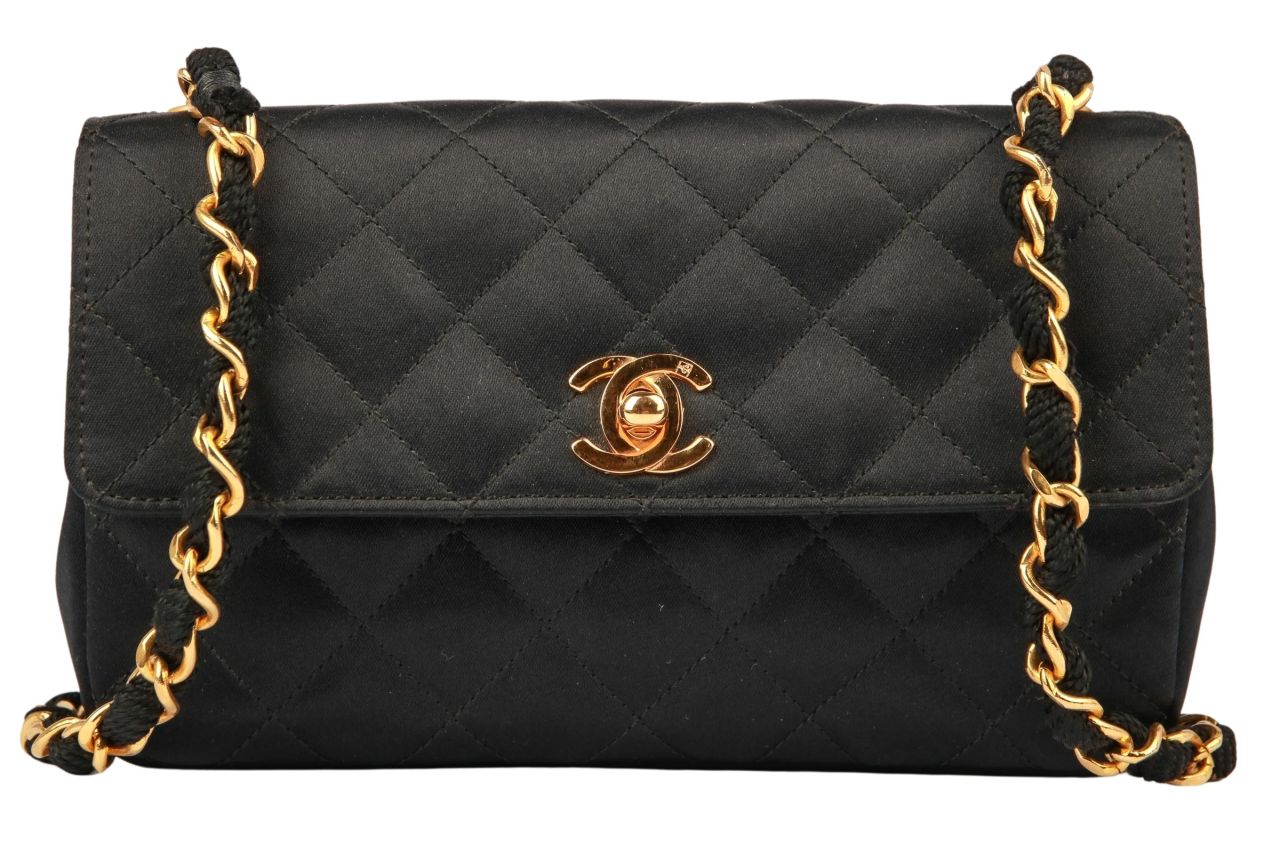 Chanel Mini Flap Bag Satin Schwarz
