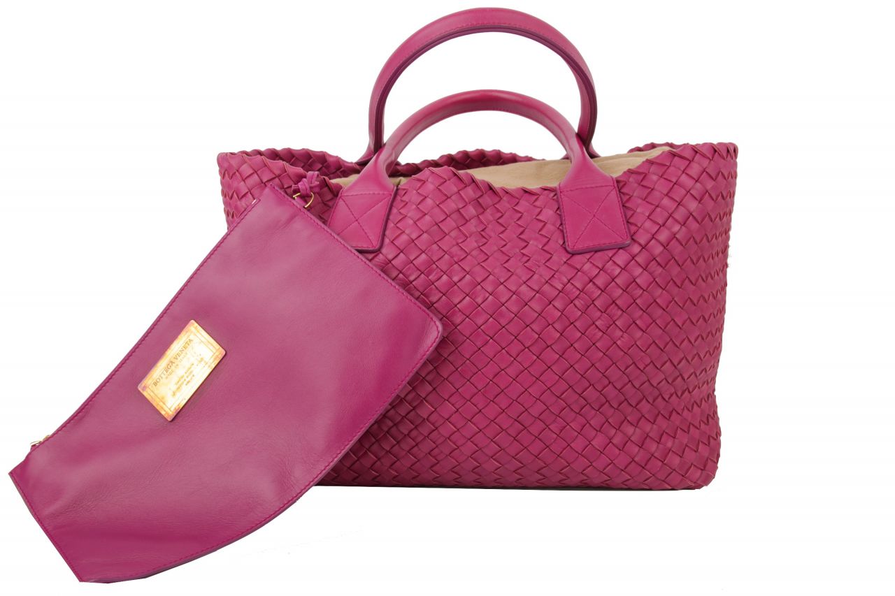 Bottega Veneta Cabat Intrecciato Shopper Small Magenta with Pochette |  Luxussachen.com