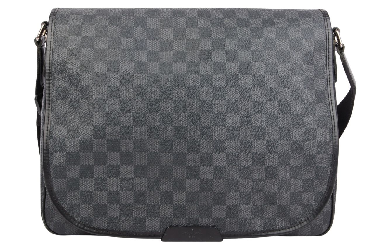 Louis Vuitton Messenger Bag Daniel Damier Graphite Canvas