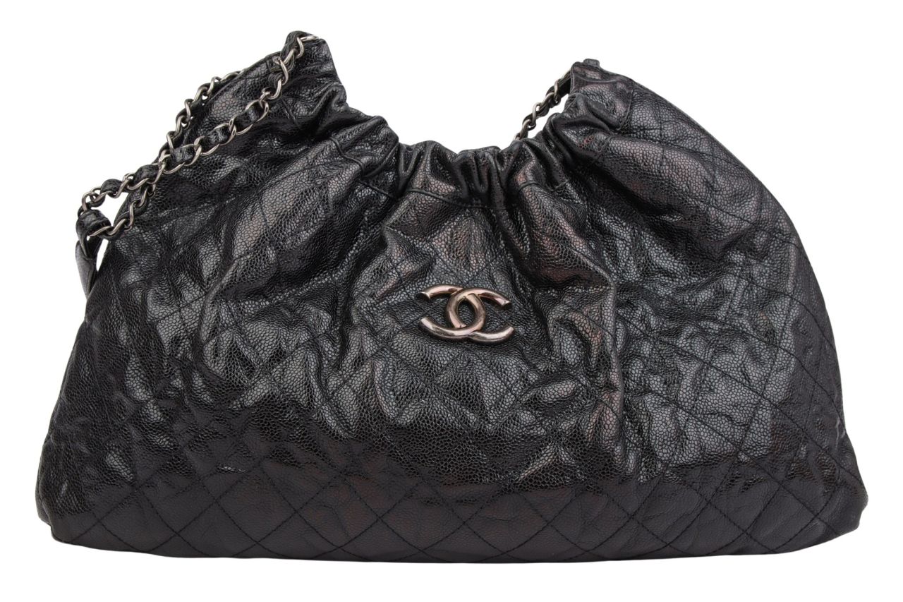 Chanel Quilted Glazed Kaviar Leder Schwarz