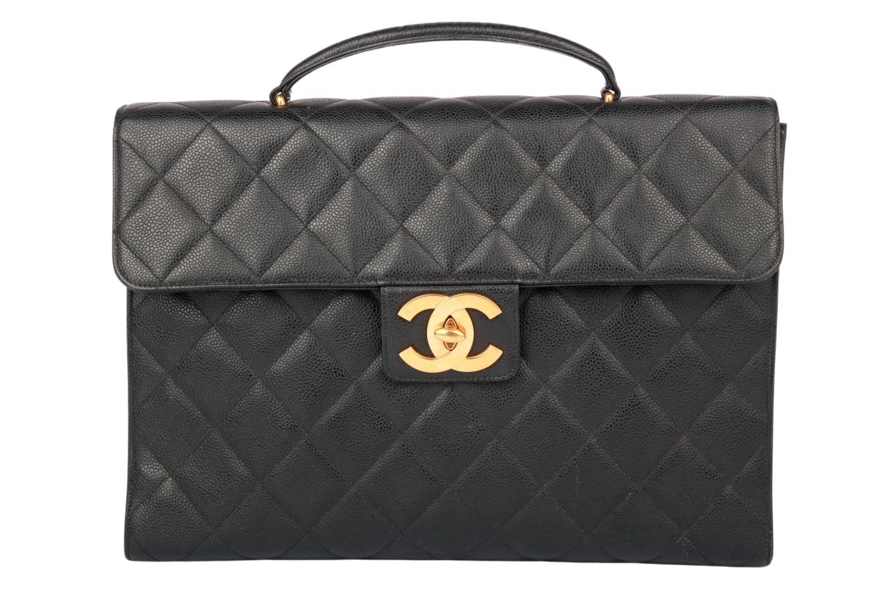 Chanel Matelasse Business Bag Caviar Leder Schwarz