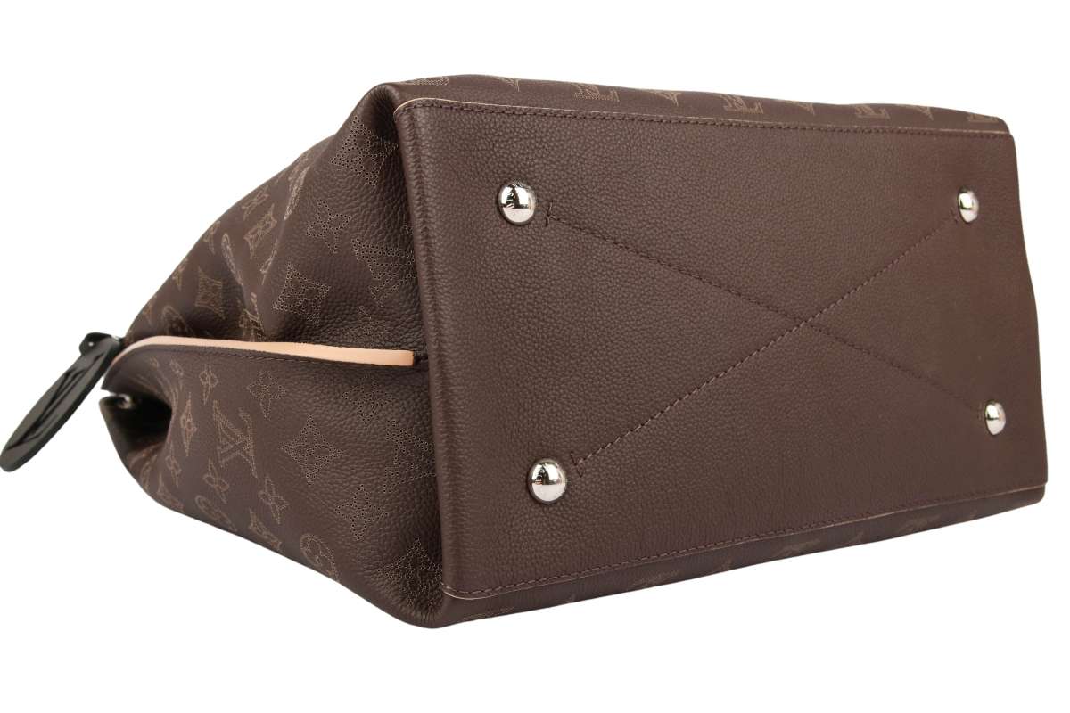 Louis Vuitton Mahina Shopper Brown | Luxussachen.com