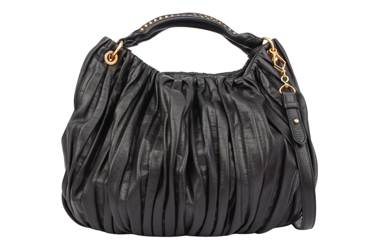 Miu Miu Beuteltasche Matelassé Nappaleder Schwarz