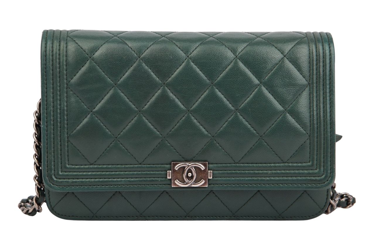 Chanel Boy Wallet On Chain Grün Leder