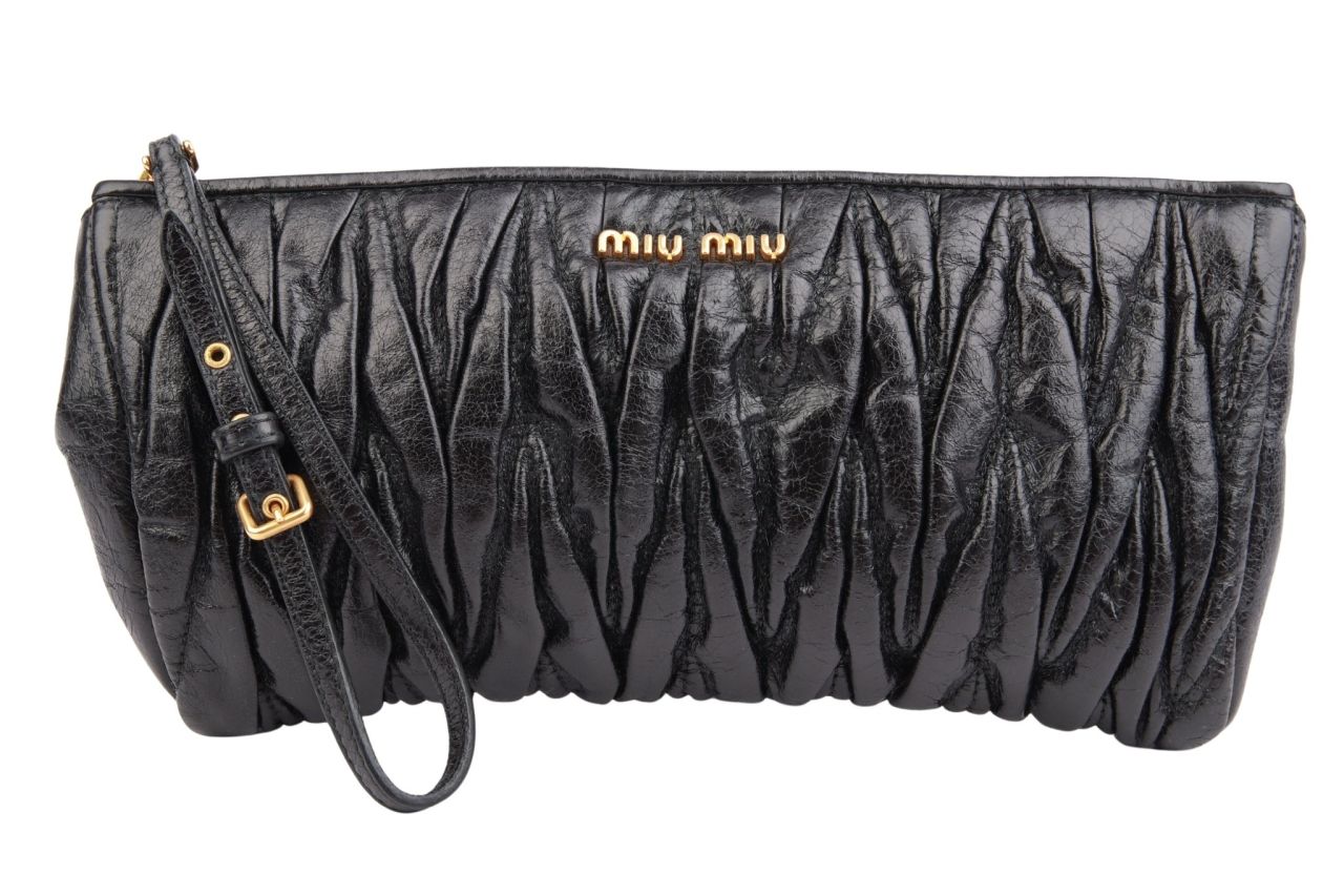 Miu Miu Clutch Schwarz