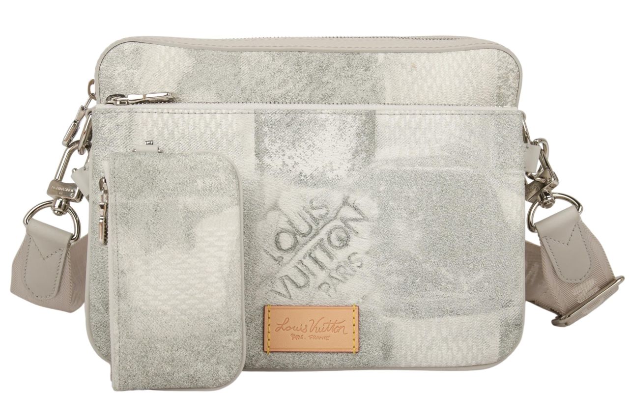 Louis Vuitton Messenger Bag Grau