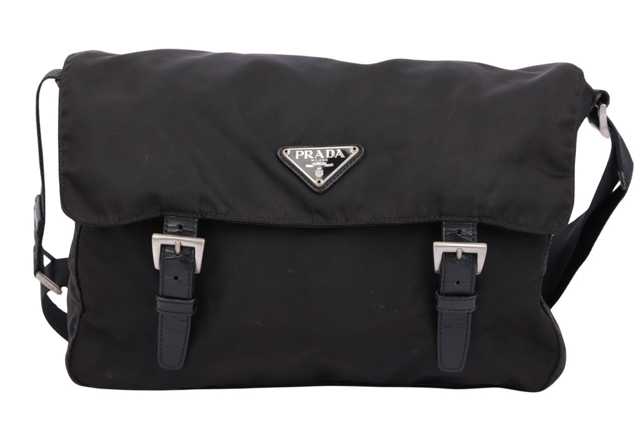 Prada Nylon Schultertasche Schwarz