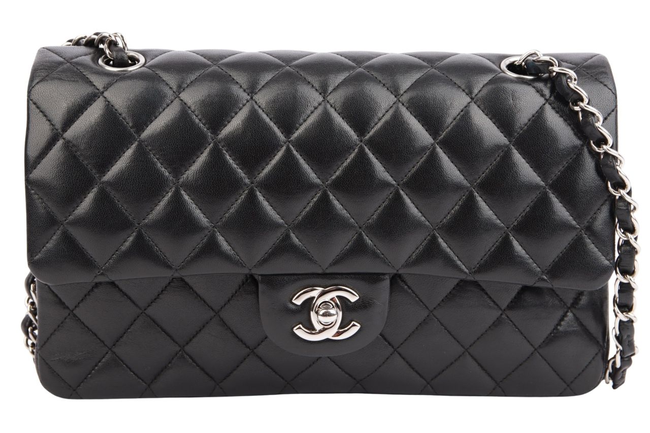 Chanel Timeless Double Flap Bag Medium Schwarz