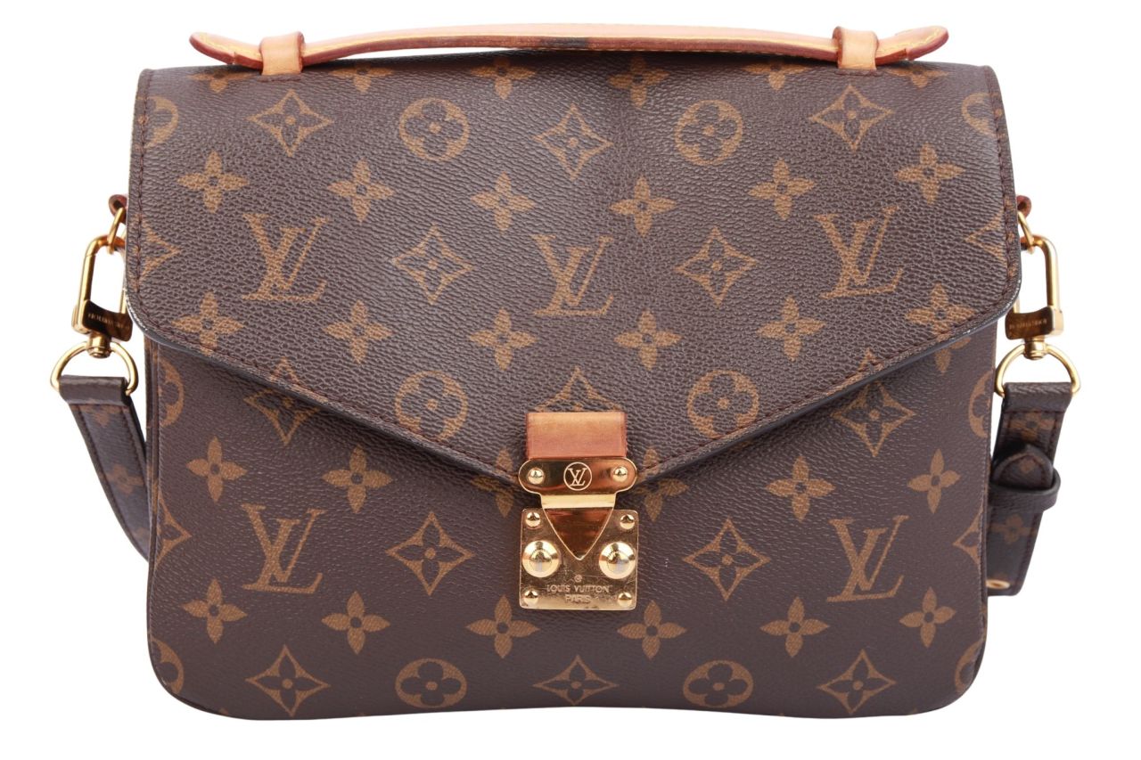 Louis Vuitton Pochette Métis MM Monogram Canvas