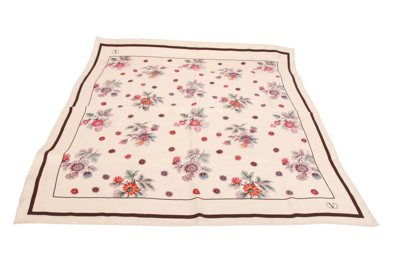 Valentino Garavani Tuch 70 x 70 Beige