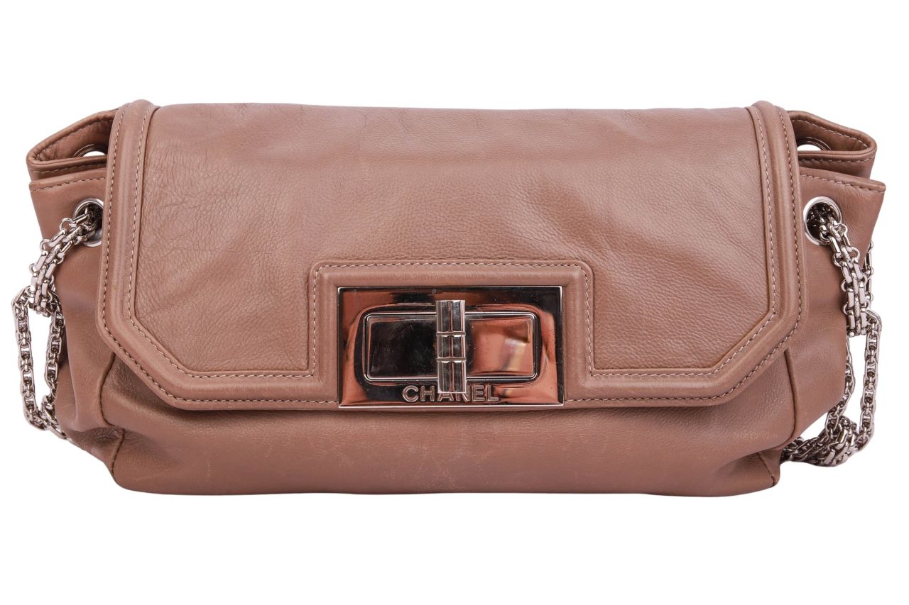 Chanel Schultertasche Beige