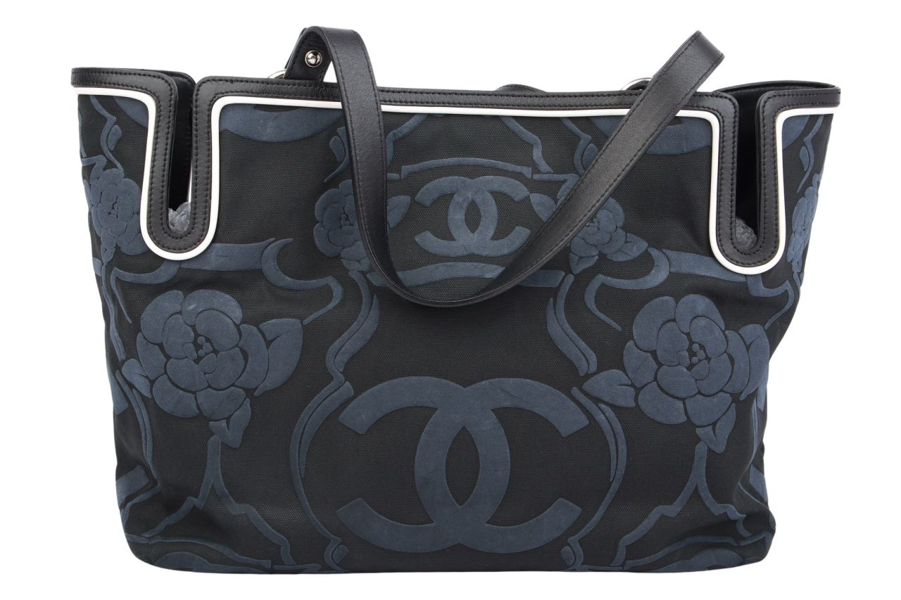Chanel Camelia Tote Bag Schwarz