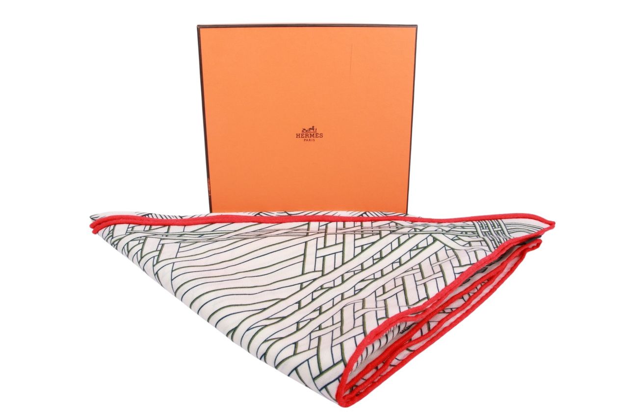 Hermès Großes Dreieckstuch Weiß