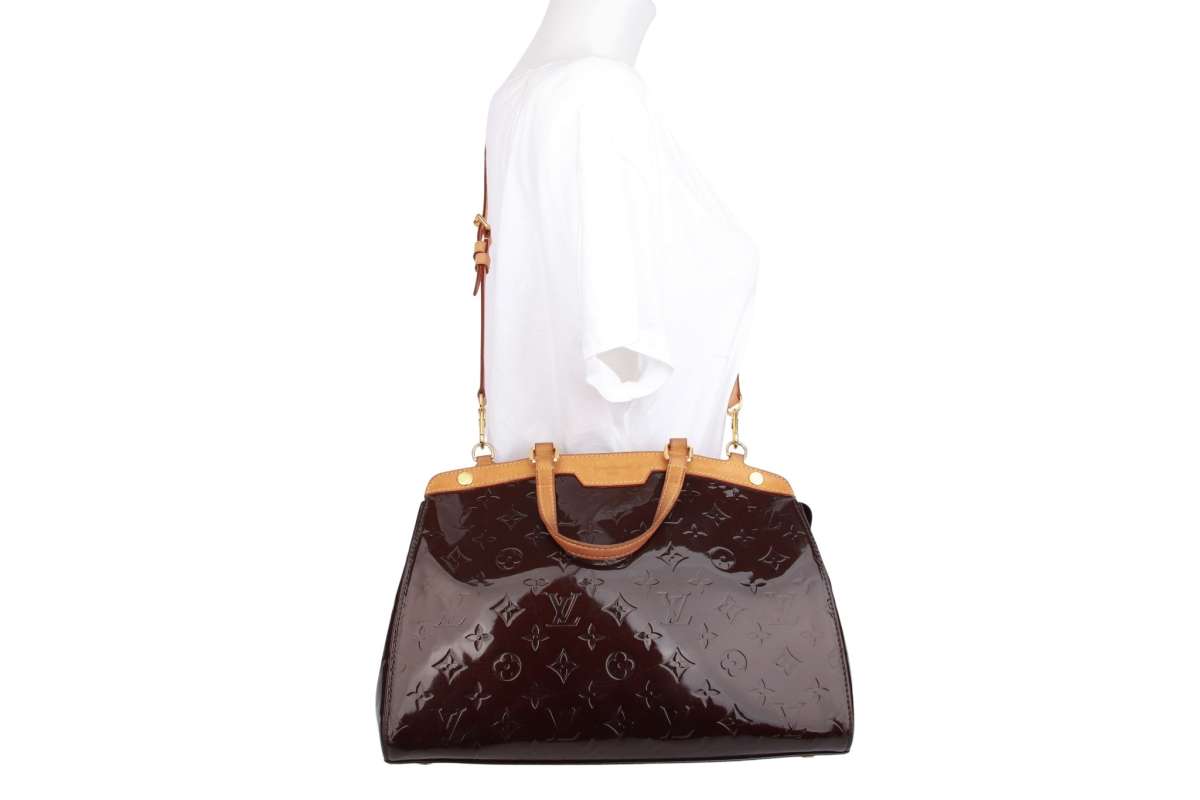 Louis Vuitton Brea MM Monogram Vernis Amarante | Luxussachen.com
