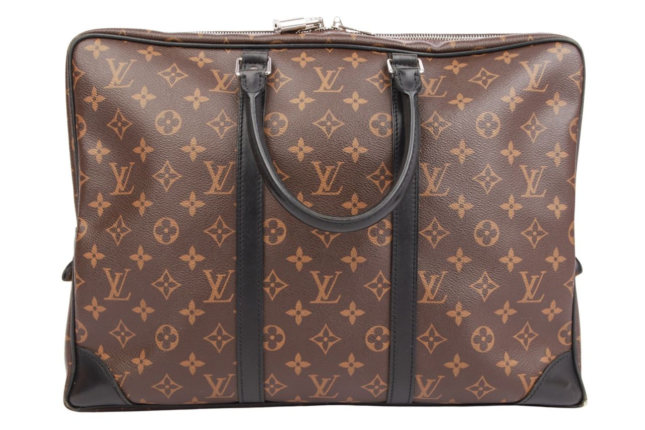 Louis Vuitton Porte Documents Voyage