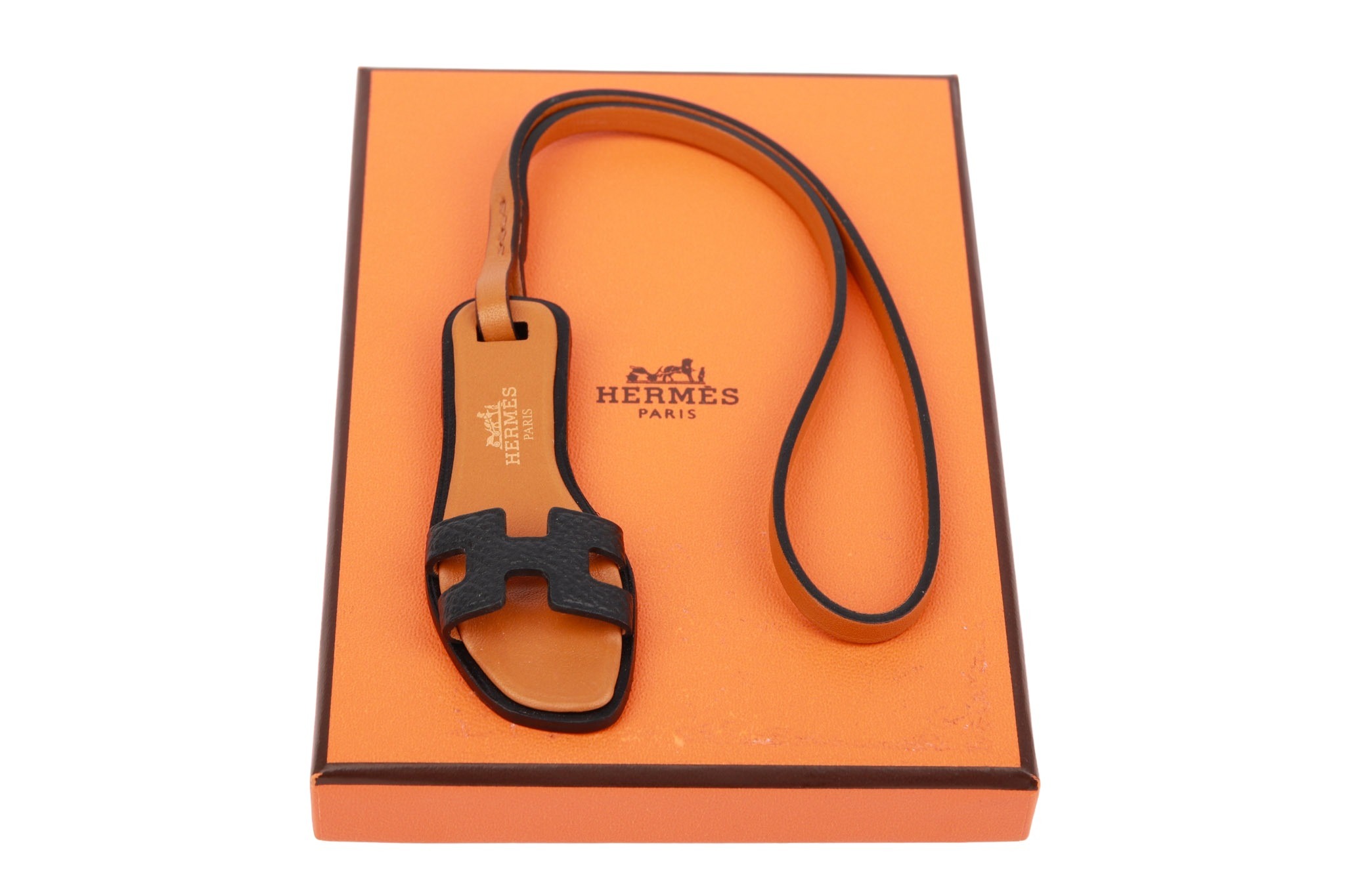 Hermès Oran Nano Bag Charm Schwarz