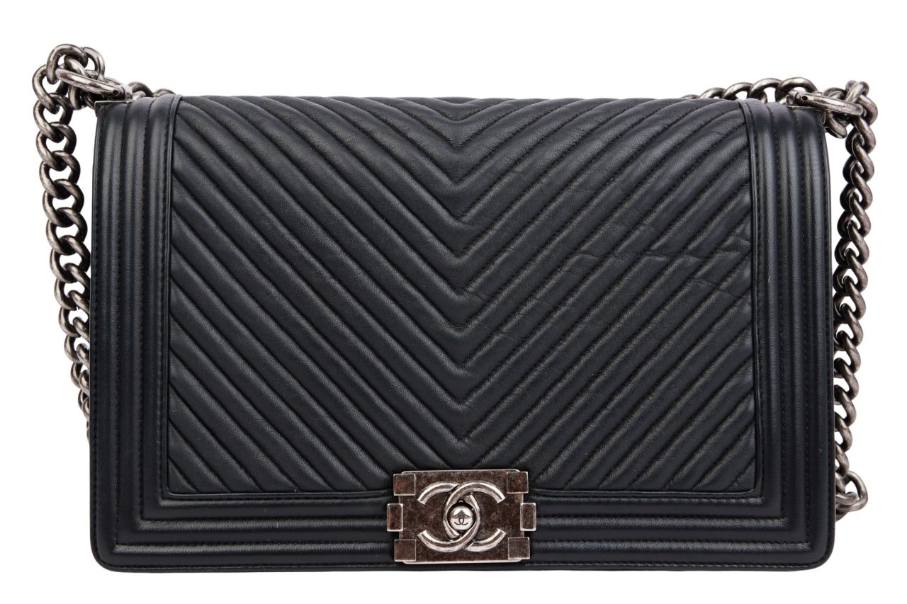 Chanel Boy Bag Medium Schwarz