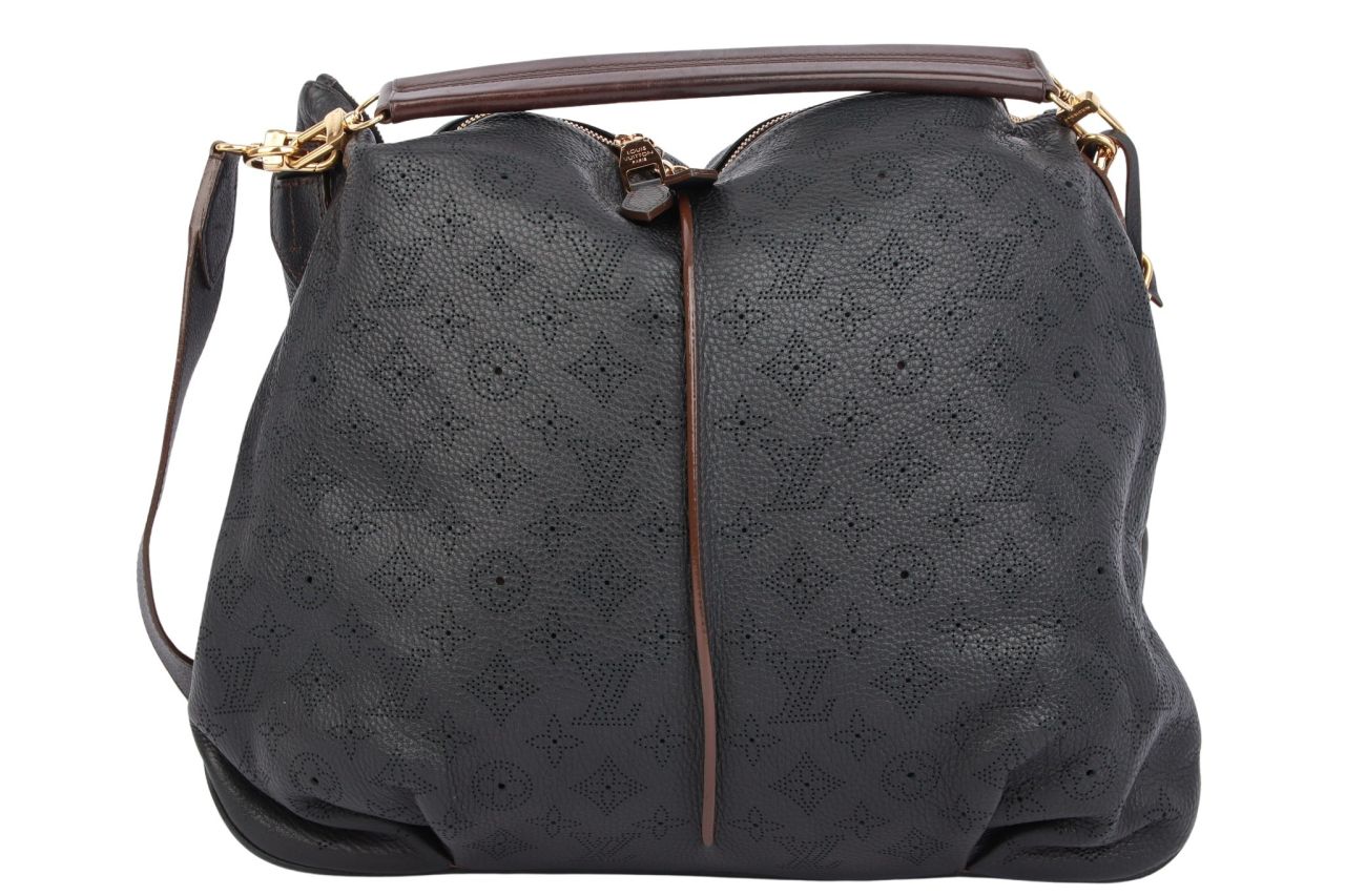 Louis Vuitton Selene MM Monogram Mahina Schwarz
