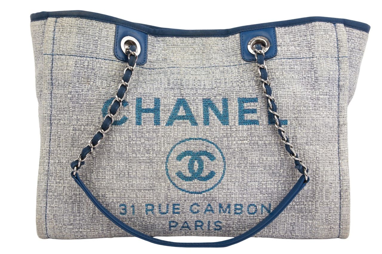 Chanel Deauville Shopper Grau