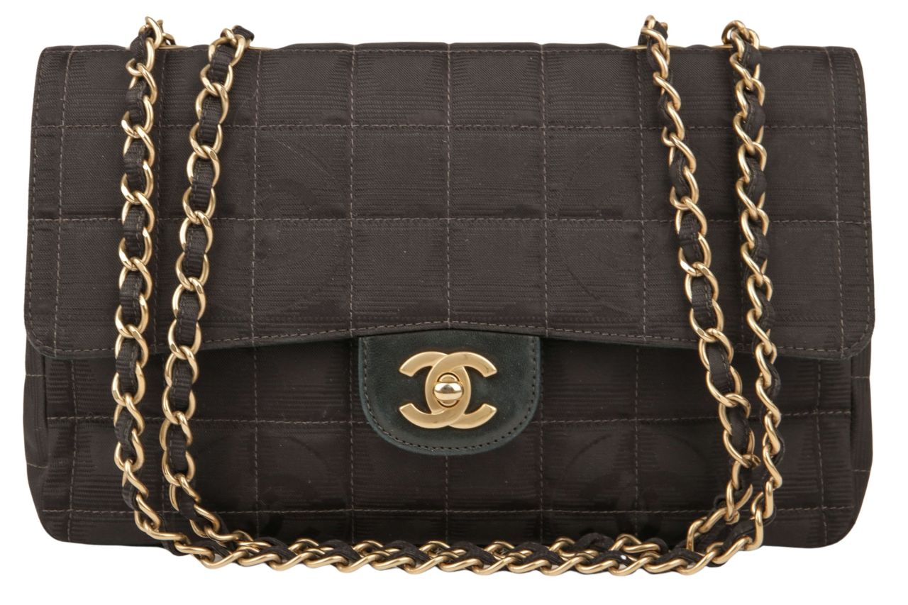 Chanel New Travel Line Nylon Single Flap Bag Schwarz