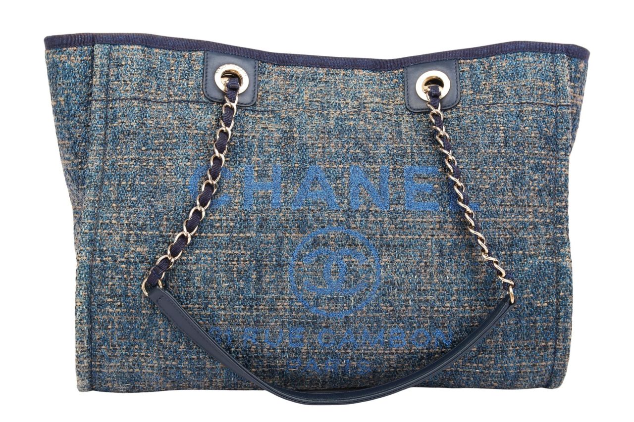 Chanel Deauville Shopper Blau
