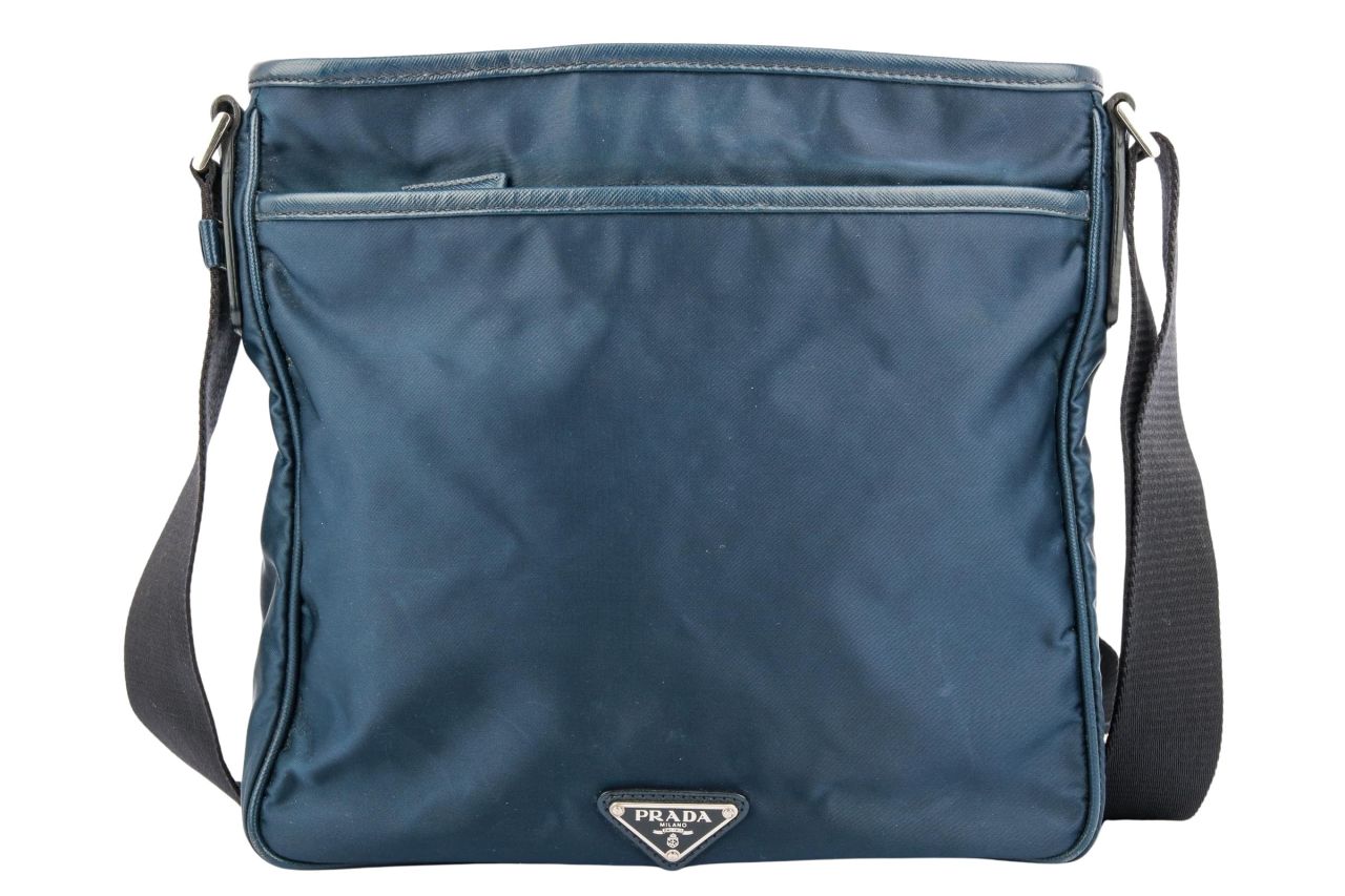 Prada Nylon Crossbody Bag Dunkelblau
