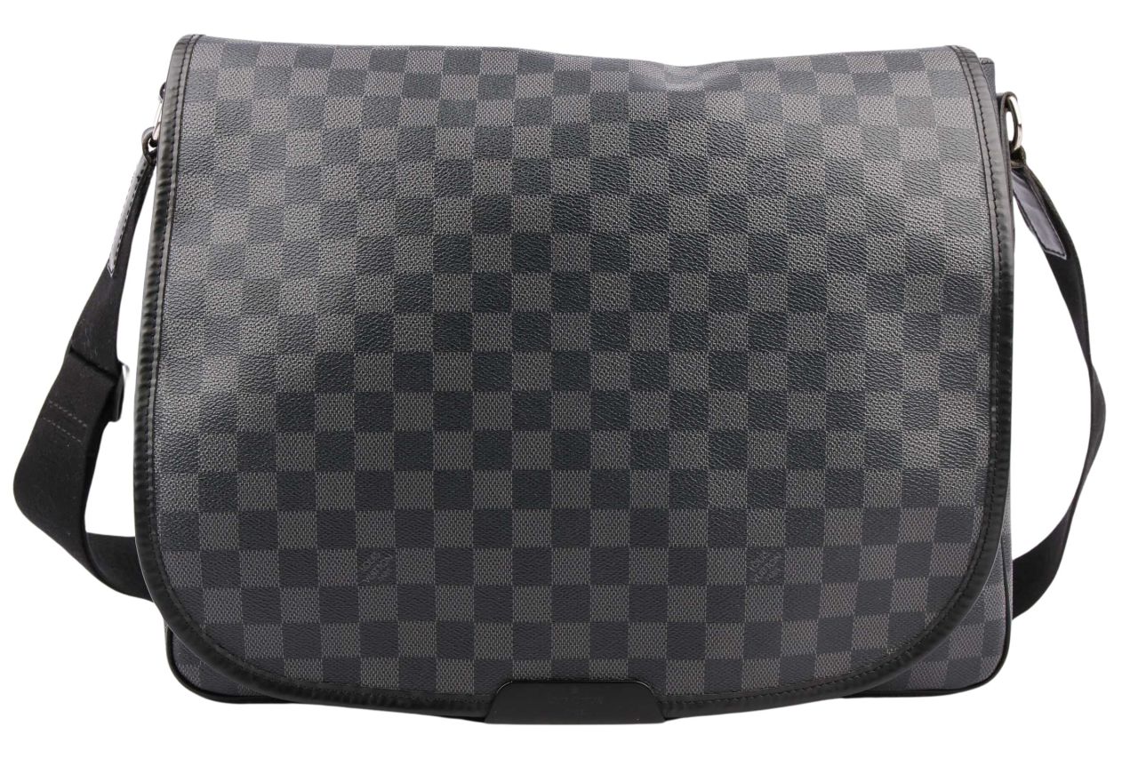 Louis Vuitton Daniel Messenger Bag Damier Graphite MM Black 1788751