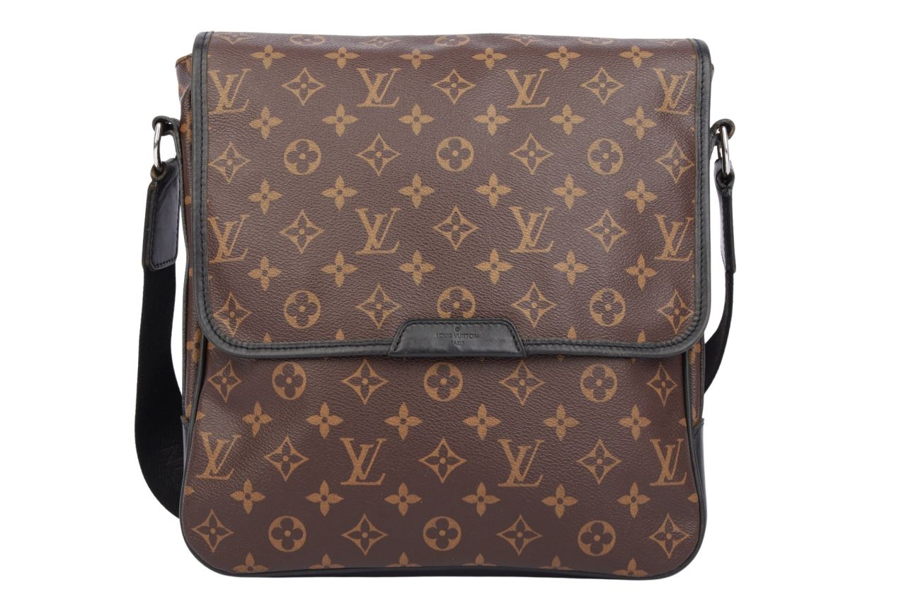 Louis Vuitton Bass MM Monogram Canvas