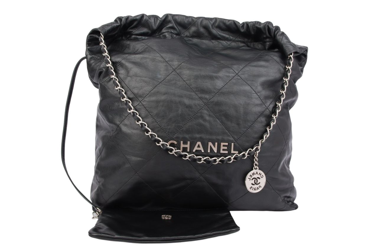 Chanel 22 Handbag Large Black