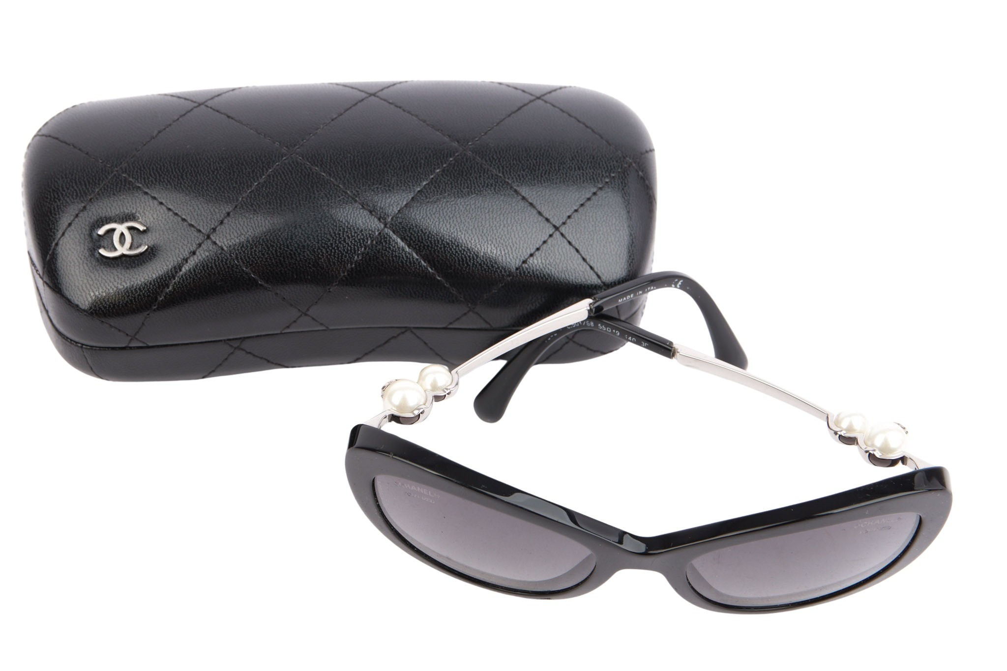 Chanel Sonnenbrille Schwarz / Perlen