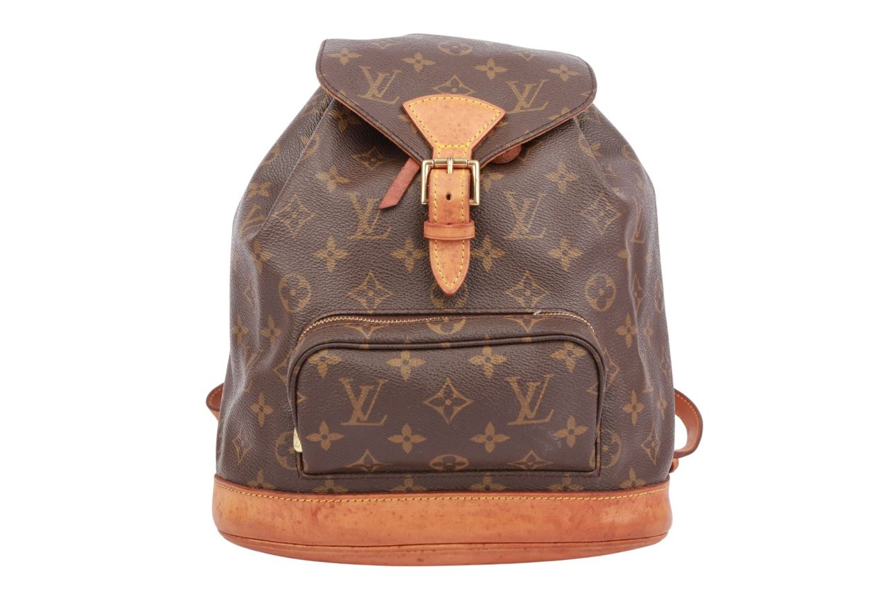 Louis Vuitton Montsouris MM Monogram Canvas