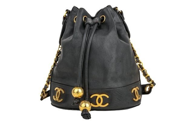 Chanel Bucket Bag Schwarz
