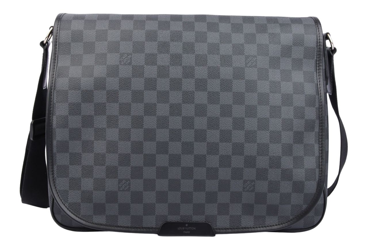 Louis Vuitton Messenger Bag Daniel Damier Graphite Canvas