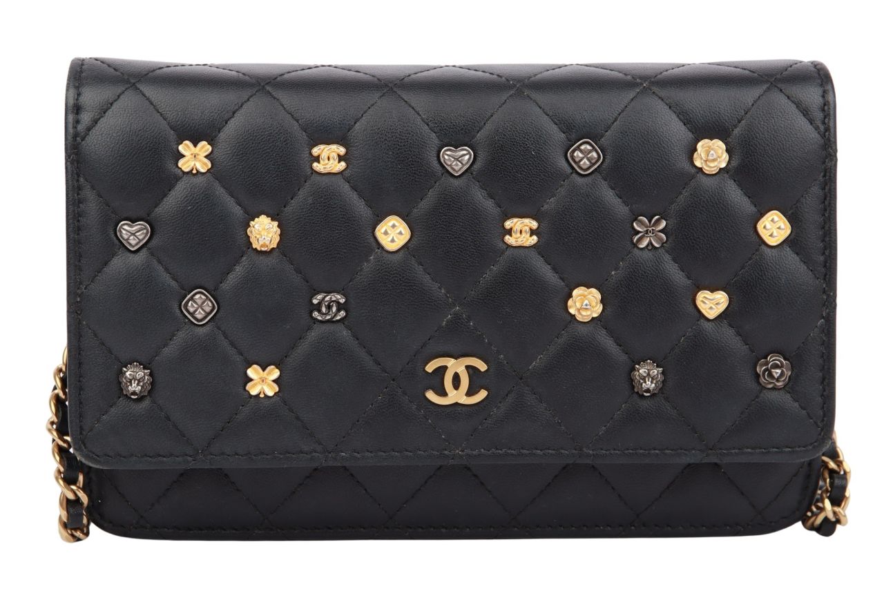 Chanel Wallet on Chain "Lucky Charms" Lammleder Schwarz